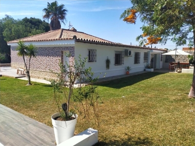 Casa-Chalet en Venta en Chiclana De La Frontera Cádiz