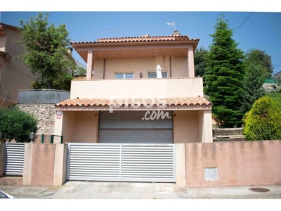 Chalet en venta en Carrer de l'Estornell, 35