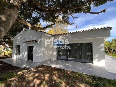 Chalet en venta en Los Naranjos-Las Brisas