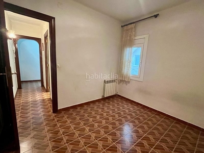 Piso con 3 habitaciones con calefacción en Eixample Sabadell