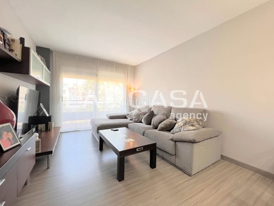 Piso con 3 habitaciones en Trinitat Vella Barcelona