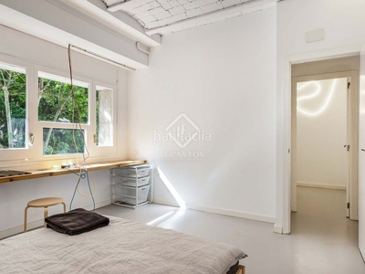 Piso de 8 dormitorios luminoso y espacioso en venta en eixample derecho. puede llegar a tener un 7% de rentabilidad. en Barcelona