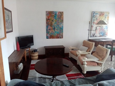 Piso en alquiler en San Pedro de Deusto-La Ribera de 4 habitaciones con muebles y balcón