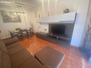 Apartamento con dos dormitorios en Avenida Europa, seminuevo