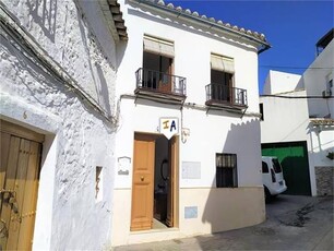 CHALET ADOSADO EN VENTA