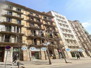 Local comercial en alquiler de 230 m2 , Eixample, Barcelona