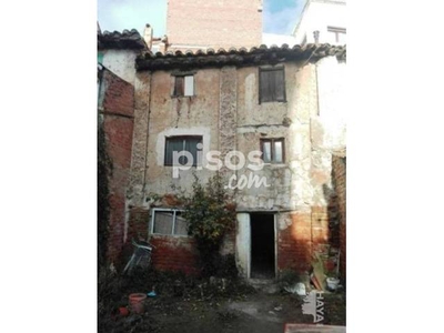 Casa adosada en venta en Teruel en Arrabal-Carrel-San Julián por 86.000 €