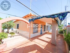 Casa en venta en Alborache