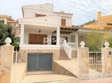 Casa en venta en Calle de Moscú, 12