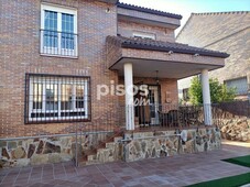 Casa pareada en venta en Griñón