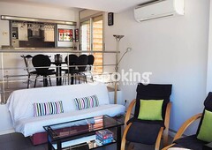 Apartment with 3 rooms and 2 terraces. 3 minutes from the beach and city center..