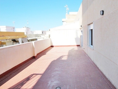 Venta de ático con terraza en Playa del Cura (Torrevieja), Playa del cura