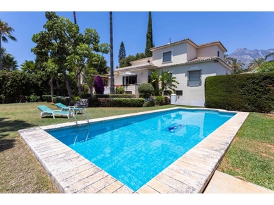 Alquiler Casa unifamiliar Marbella. Buen estado con terraza 500 m²