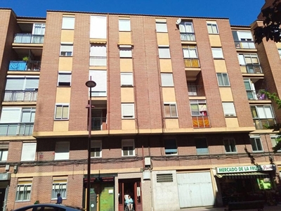 Alquiler Piso Valladolid. Piso de tres habitaciones Segunda planta