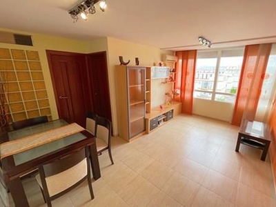 Apartamento en Avda. de Andalucía ideal para entrar a vivir o inversión.