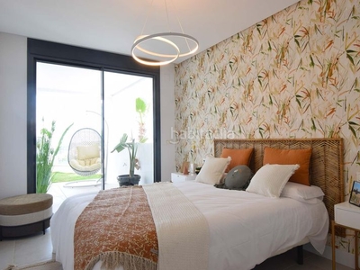 Ático exclusivo atico de 3 dormitorios con 132 m2 (terraza) en Marbella