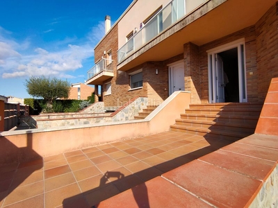 Casa adosada acogedora casa en venta de 3 plantas más garaje y jardín privados en la garriga. en Garriga (La)