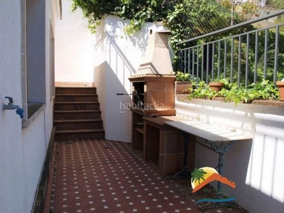 Casa con vistas al mar, piscina y garaje. santa cristina en Blanes