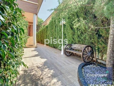 Casa pareada en venta en Carrer Aries, 11