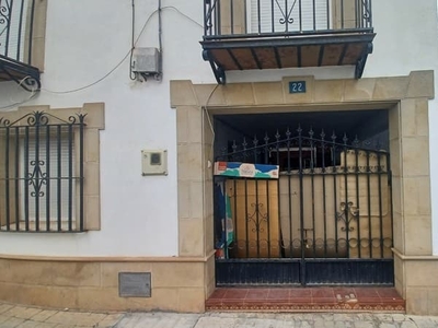 Chalet adosado en venta en Calle Ramon Y Cajal, 23440, Baeza (Jaén)