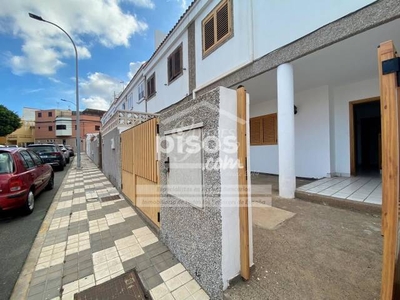 Chalet en venta en Calle Olof Palme