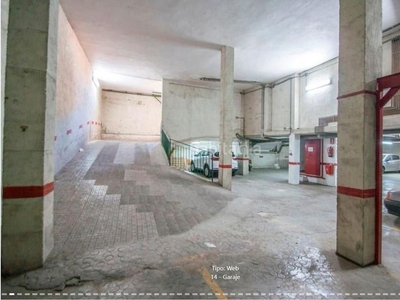 Piso en calle peñas negras 1 piso con 4 habitaciones con ascensor y parking en Murcia