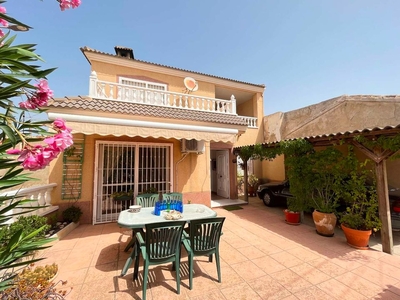 San Miguel De Salinas villa en venta