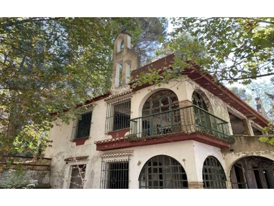 Venta Casa rústica en Calle FUENTE GRANDE Alfacar. A reformar 250 m²