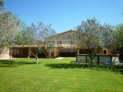 Venta Casa rústica Torroella de Montgrí. Buen estado 600 m²
