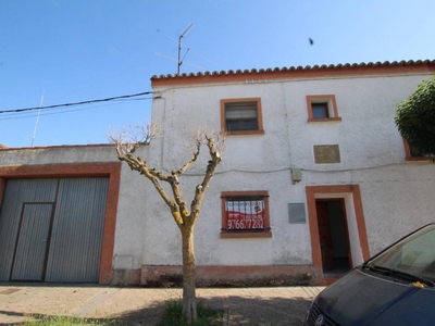 Venta Casa unifamiliar Ejea de los Caballeros. Con terraza 128 m²