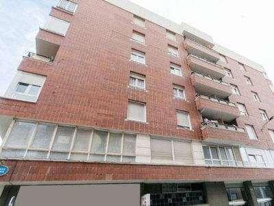 Venta Piso Bilbao. Piso de tres habitaciones en Calle Batalla De Padura 2bis. Tercera planta con terraza