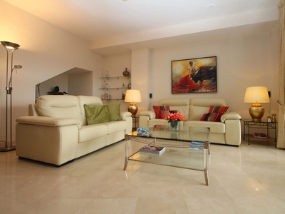 Ático en venta en Guadalmina Alta, Marbella, Málaga