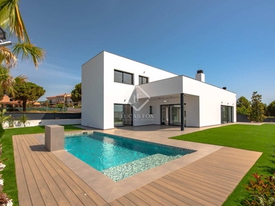 Casa / villa de 230m² en venta en Calonge, Costa Brava