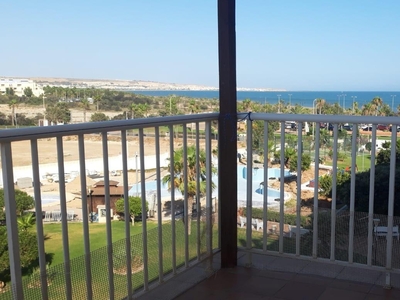 Alquiler de piso con piscina y terraza en Almerimar, Marina san miguel