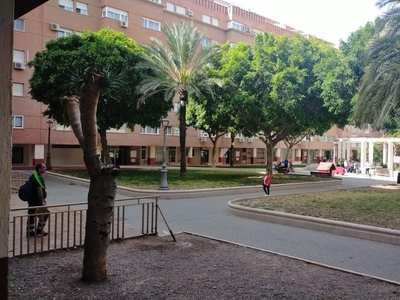 Alquiler de piso en Nueva Andalucía (Almería), Carrefour
