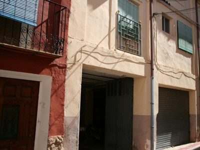 Сasa con terreno en venta en la Calle Rosario' Torrebaja