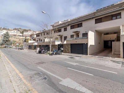 Casa adosada en venta en Carretera de la Sierra, Granada