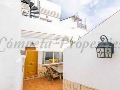 casa adosada en Venta en Sayalonga