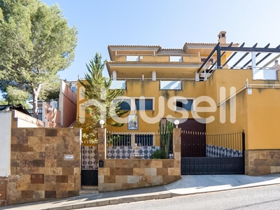 Chalet independiente con terreno en venta en la Calle Infanta Doña Leonor' Murcia