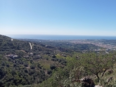 Terreno con Almacén en venta en la MA-4111' Arenas