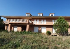 Venta de casa con terraza en Garínoain, Txapardia