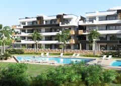 Apartamentos de lujo con piscina, gym, sauna y vistas al mar en Playa Flamenca, Orihuela Costa.