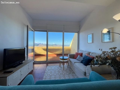 APARTAMENTO CON TERRAZA Y ESPECTACULARES VISTAS PANORÁMICAS A MAR Y CAMPO