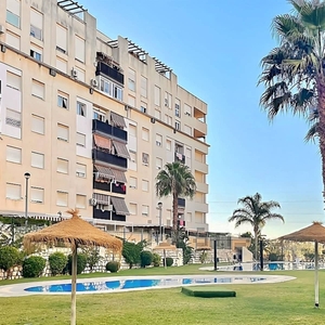 Apartamento en venta en Nueva Andalucia, Marbella, Málaga
