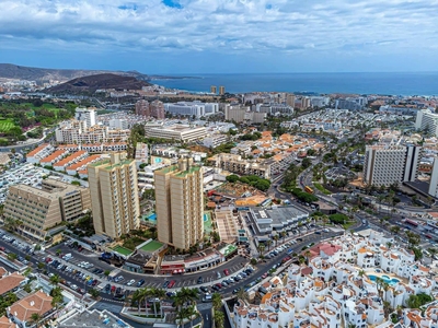 Apartamento en venta en Playa de las Americas, Arona, Tenerife
