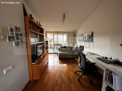 Magnifico dúplex con 3 habitaciones, 2 baños con 2 terrazas en Gripia, Terrassa