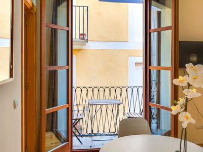 Precioso piso con balcón y ascensor, Casco Antiguo - Palma de Mallorca