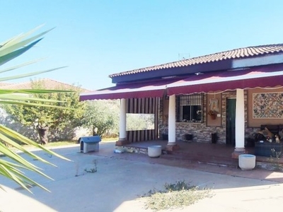 Casa con terreno en Córdoba