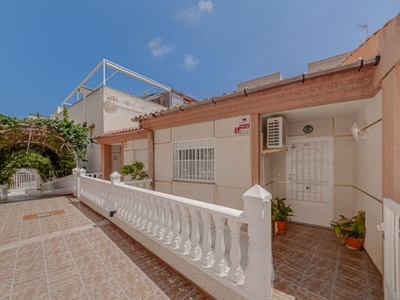 Bungalow en venta en Playa de los Locos, Torrevieja, Alicante