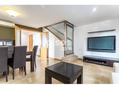 Casa adosada en venta en Calle de Vicente Aleixandre